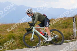 Foto #3921630 | 17-08-2023 13:08 | Passo Dello Stelvio - die Spitze BICYCLES