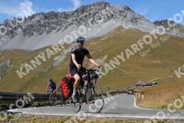 Foto #2734003 | 24-08-2022 14:04 | Passo Dello Stelvio - die Spitze BICYCLES