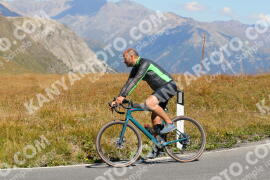 Photo #2736776 | 25-08-2022 12:14 | Passo Dello Stelvio - Peak BICYCLES