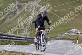 Foto #3732373 | 06-08-2023 14:32 | Passo Dello Stelvio - die Spitze BICYCLES