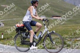 Foto #3416145 | 10-07-2023 12:10 | Passo Dello Stelvio - die Spitze BICYCLES