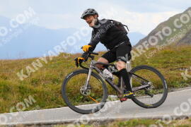 Photo #3921774 | 17-08-2023 13:12 | Passo Dello Stelvio - Peak BICYCLES