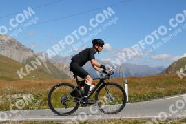 Photo #2668407 | 16-08-2022 11:59 | Passo Dello Stelvio - Peak BICYCLES