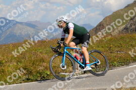 Photo #3912349 | 16-08-2023 11:54 | Passo Dello Stelvio - Peak BICYCLES