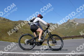 Photo #3957997 | 19-08-2023 11:04 | Passo Dello Stelvio - Peak BICYCLES