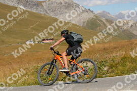 Foto #2669970 | 16-08-2022 12:46 | Passo Dello Stelvio - die Spitze BICYCLES