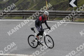 Foto #3750685 | 08-08-2023 10:01 | Passo Dello Stelvio - die Spitze BICYCLES