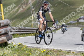 Foto #3378225 | 08-07-2023 10:16 | Passo Dello Stelvio - die Spitze BICYCLES