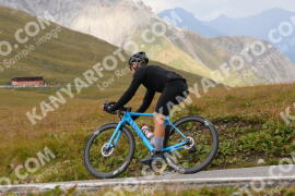 Foto #3921672 | 17-08-2023 13:09 | Passo Dello Stelvio - die Spitze BICYCLES