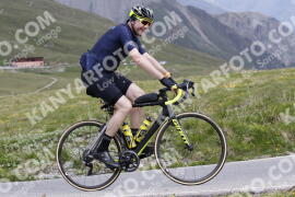 Photo #3264238 | 28-06-2023 11:33 | Passo Dello Stelvio - Peak BICYCLES