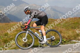 Photo #4036925 | 23-08-2023 13:11 | Passo Dello Stelvio - Peak BICYCLES