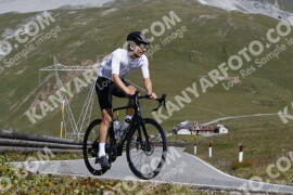 Foto #3672700 | 31-07-2023 10:19 | Passo Dello Stelvio - die Spitze BICYCLES
