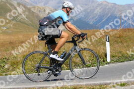 Foto #2730010 | 24-08-2022 12:42 | Passo Dello Stelvio - die Spitze BICYCLES