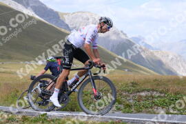 Photo #4037545 | 23-08-2023 13:42 | Passo Dello Stelvio - Peak BICYCLES