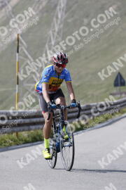 Photo #3158377 | 18-06-2023 15:47 | Passo Dello Stelvio - Peak BICYCLES