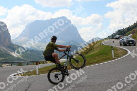 Photo #2593735 | 11-08-2022 14:06 | Gardena Pass BICYCLES