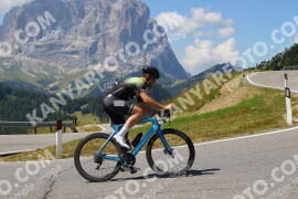 Photo #2500302 | 04-08-2022 12:02 | Gardena Pass BICYCLES