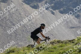 Foto #3413858 | 10-07-2023 10:44 | Passo Dello Stelvio - die Spitze BICYCLES
