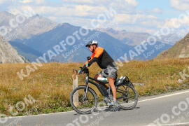 Photo #2756488 | 26-08-2022 14:15 | Passo Dello Stelvio - Peak BICYCLES