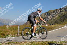 Photo #3981861 | 20-08-2023 11:24 | Passo Dello Stelvio - Peak BICYCLES