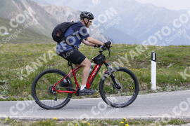 Photo #3253086 | 27-06-2023 12:12 | Passo Dello Stelvio - Peak BICYCLES
