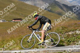 Photo #3857541 | 13-08-2023 14:38 | Passo Dello Stelvio - Peak BICYCLES