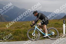 Photo #3693923 | 02-08-2023 10:52 | Passo Dello Stelvio - Peak BICYCLES
