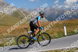 Photo #2665441 | 16-08-2022 10:39 | Passo Dello Stelvio - Peak BICYCLES