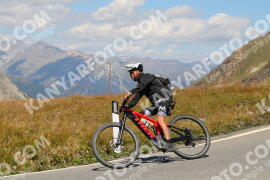 Photo #2671514 | 16-08-2022 13:28 | Passo Dello Stelvio - Peak BICYCLES