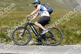 Photo #3531520 | 18-07-2023 13:46 | Passo Dello Stelvio - Peak BICYCLES