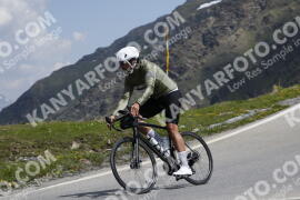 Photo #3170502 | 19-06-2023 12:12 | Passo Dello Stelvio - Peak BICYCLES