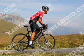 Photo #4061372 | 25-08-2023 10:09 | Passo Dello Stelvio - Peak BICYCLES