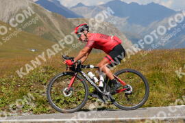 Foto #3913522 | 16-08-2023 12:52 | Passo Dello Stelvio - die Spitze BICYCLES