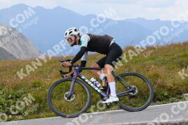 Photo #3921536 | 17-08-2023 13:02 | Passo Dello Stelvio - Peak BICYCLES