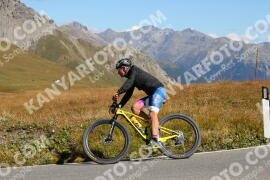 Foto #2696968 | 21-08-2022 10:46 | Passo Dello Stelvio - die Spitze BICYCLES