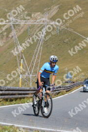 Photo #2750882 | 26-08-2022 10:19 | Passo Dello Stelvio - Peak BICYCLES