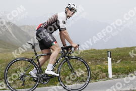 Foto #3186427 | 21-06-2023 13:17 | Passo Dello Stelvio - die Spitze BICYCLES
