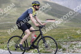 Photo #3282084 | 29-06-2023 12:04 | Passo Dello Stelvio - Peak BICYCLES