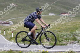 Photo #3253154 | 27-06-2023 12:15 | Passo Dello Stelvio - Peak BICYCLES