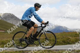 Foto #3730106 | 06-08-2023 10:55 | Passo Dello Stelvio - die Spitze BICYCLES