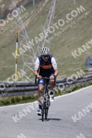 Photo #3124850 | 17-06-2023 12:05 | Passo Dello Stelvio - Peak BICYCLES