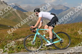 Foto #3985060 | 20-08-2023 14:01 | Passo Dello Stelvio - die Spitze BICYCLES