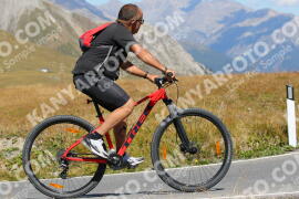 Foto #2736998 | 25-08-2022 12:32 | Passo Dello Stelvio - die Spitze BICYCLES