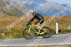 Photo #2741048 | 25-08-2022 14:47 | Passo Dello Stelvio - Peak BICYCLES