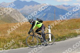 Photo #2740132 | 25-08-2022 13:58 | Passo Dello Stelvio - Peak BICYCLES