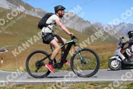Foto #2698567 | 21-08-2022 12:20 | Passo Dello Stelvio - die Spitze BICYCLES