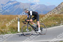 Photo #2736982 | 25-08-2022 12:31 | Passo Dello Stelvio - Peak BICYCLES