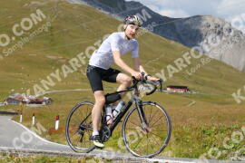 Photo #3985713 | 20-08-2023 14:52 | Passo Dello Stelvio - Peak BICYCLES