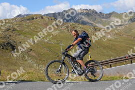 Foto #4001782 | 21-08-2023 11:04 | Passo Dello Stelvio - die Spitze BICYCLES