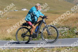 Foto #2735875 | 25-08-2022 10:33 | Passo Dello Stelvio - die Spitze BICYCLES